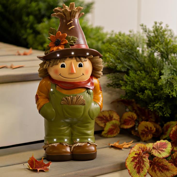 Yard & Garden Plow & Hearth Indoor/Outdoor Lighted Scarecrow Shorty Statue NFLB201