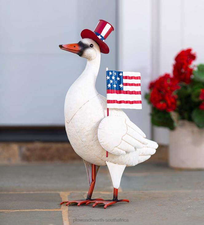 Yard & Garden Plow & Hearth Metal Patriotic Goose Statue with American Flag and Top Hat NFLB155