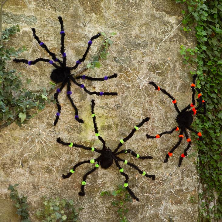 Yard & Garden Plow & Hearth Oversized Halloween Hanging Spiders, Set of 3 NFLB433