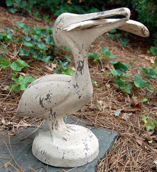 Yard & Garden Plow & Hearth Pelican With Fish Statue NFLB379