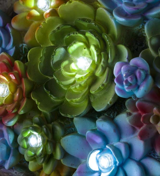 Yard & Garden Plow & Hearth Solar Lighted Succulent Resin Animal Garden Statue - Hedgehog NFLB221