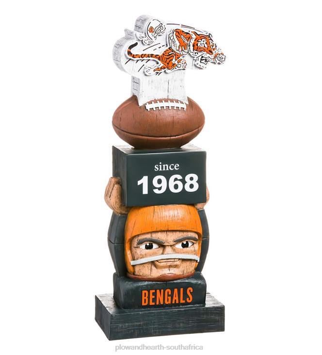 Yard & Garden Plow & Hearth Vintage Football Garden Statue - Baltimore Ravens NFLB214