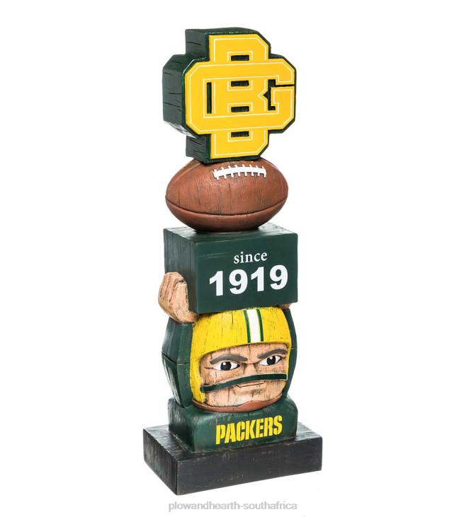 Yard & Garden Plow & Hearth Vintage Football Garden Statue - Green Bay Packers NFLB421