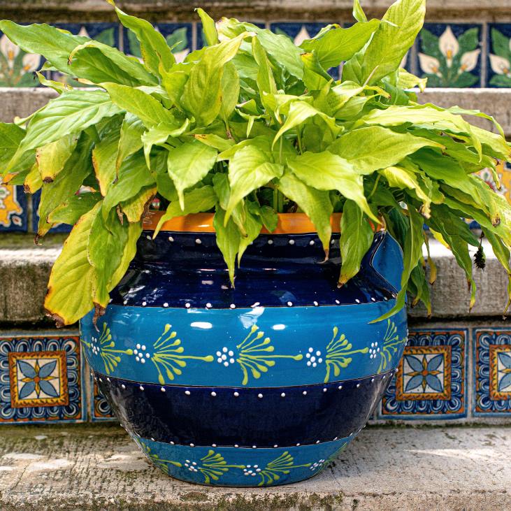 Yard & Garden Plow & Hearth Large Blue Striped Talavera Chata Planter NFLB941