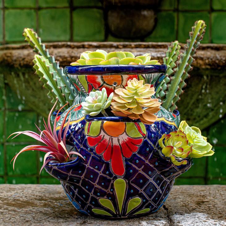 Yard & Garden Plow & Hearth Large Royal Blue Talavera Strawberry Pot NFLB939