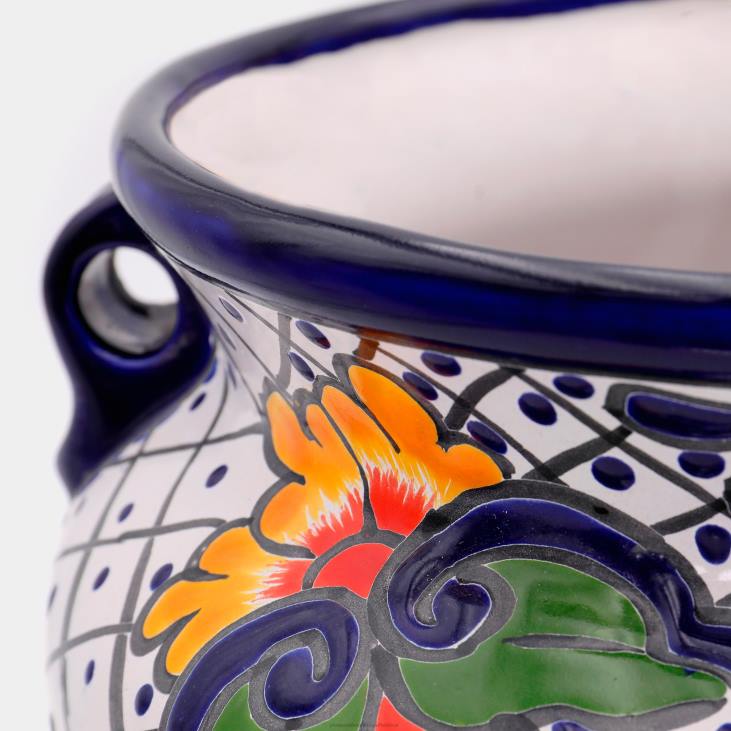 Yard & Garden Plow & Hearth Large White Talavera Chata Planter NFLB946