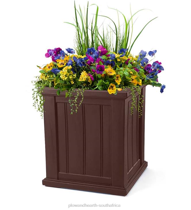 Yard & Garden Plow & Hearth Lexington Self-Watering Planters NFLB910