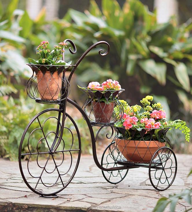 Yard & Garden Plow & Hearth Tricycle Planter NFLB977