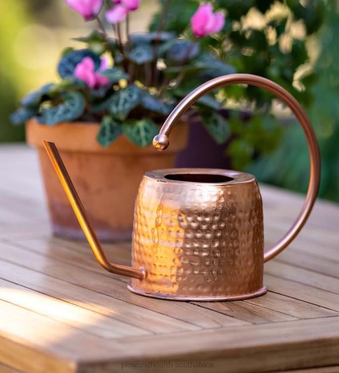 Yard & Garden Plow & Hearth Short Copper Watering Can NFLB986