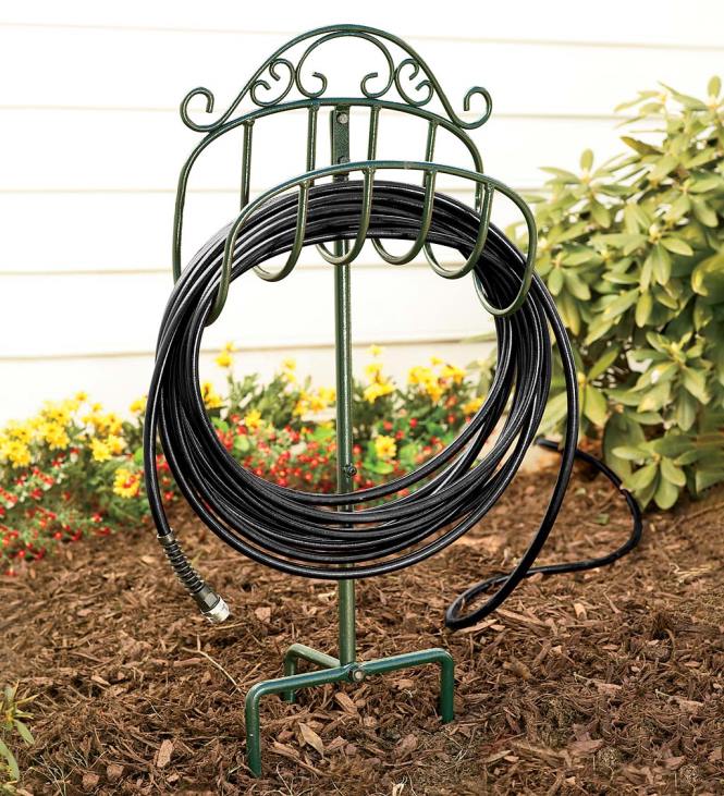 Yard & Garden Plow & Hearth Wrought Iron Hose Holder with Ground Stake - Green NFLB985