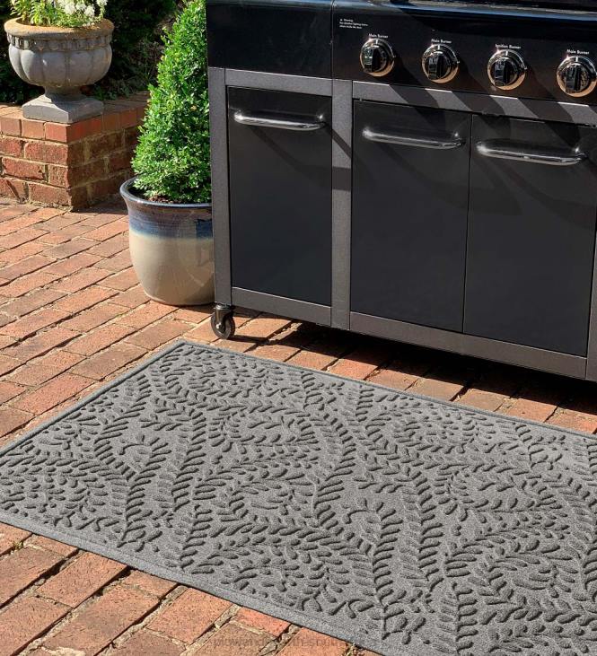 Yard & Garden Plow & Hearth Waterhog Boxwood Grill Mat - Bordeaux NFLB1069
