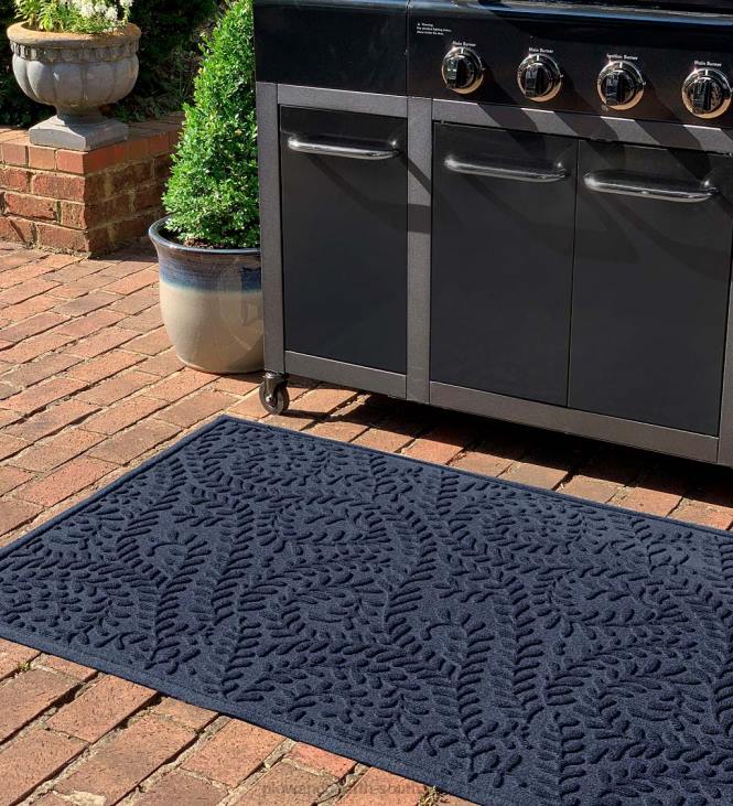 Yard & Garden Plow & Hearth Waterhog Boxwood Grill Mat - Bordeaux NFLB1069