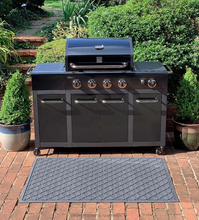 Yard & Garden Plow & Hearth Waterhog Cordova Grill Mat - Bordeaux NFLB1061
