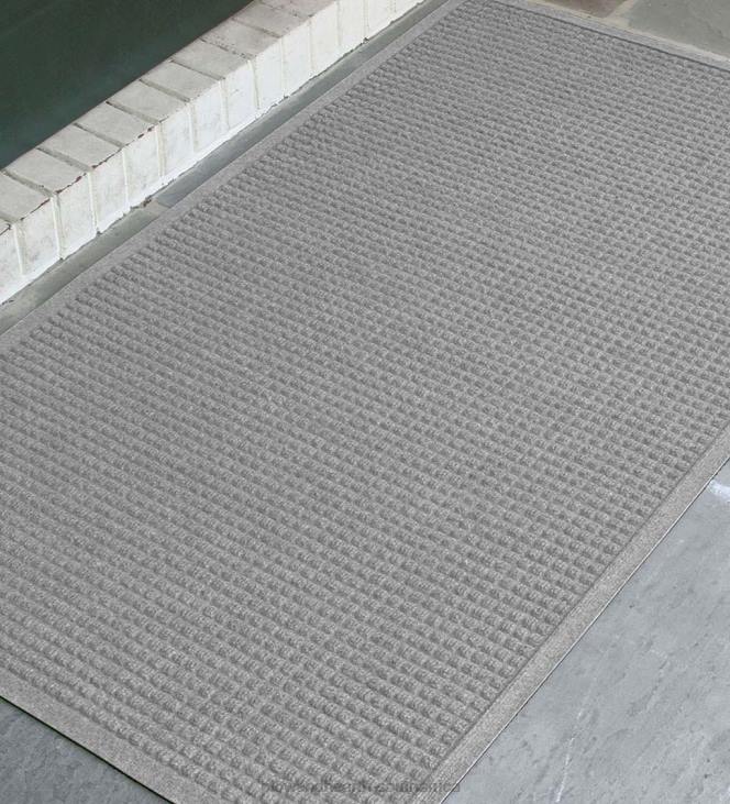 Yard & Garden Plow & Hearth Waterhog Indoor/Outdoor Cubes Doormat NFLB1057