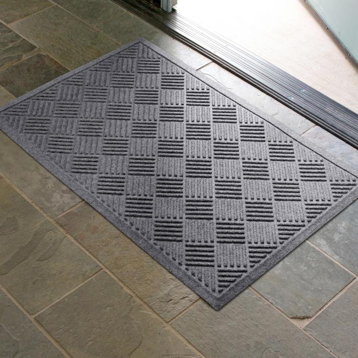 Yard & Garden Plow & Hearth Waterhog Machine Washable Apex Doormat - Cocoa NFLB1046