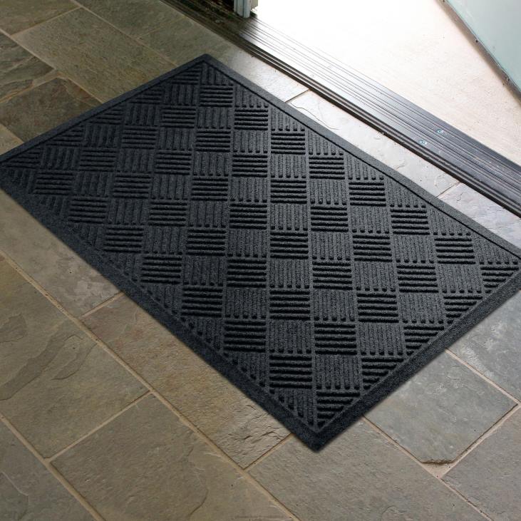 Yard & Garden Plow & Hearth Waterhog Machine Washable Apex Doormat - Cocoa NFLB1046