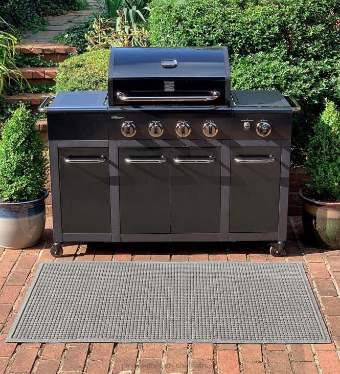 Yard & Garden Plow & Hearth Waterhog Square Pattern Grill Mat - Bordeaux NFLB1065